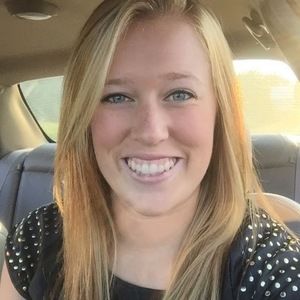 Meet your Posher, Leah